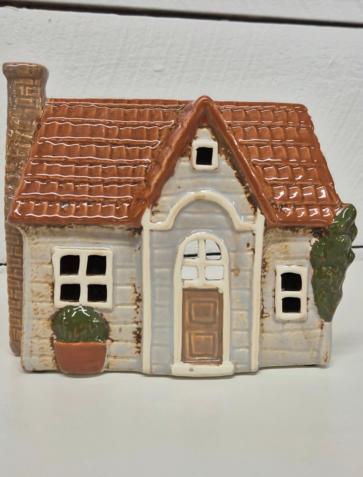 Ceramic Country Cottage Tea Light House