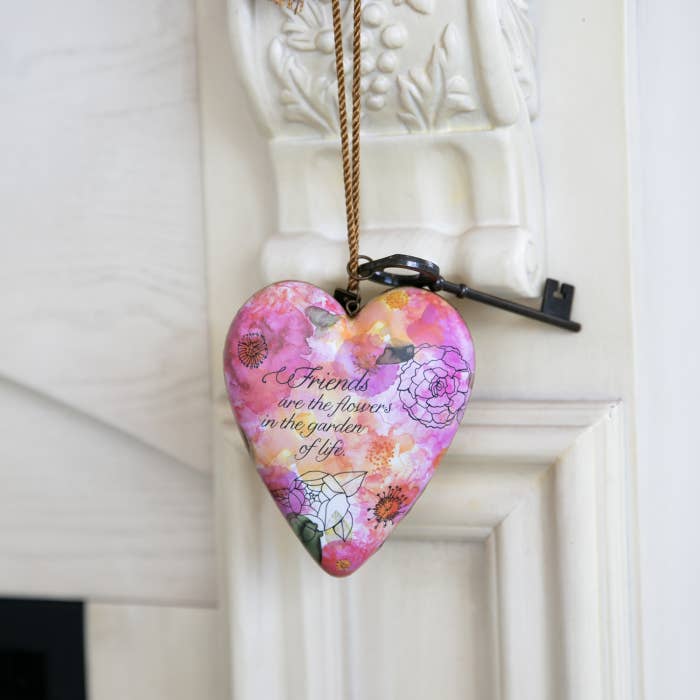 Demdaco Art Heart - Friends are Flowers
