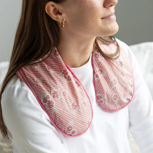 Love, Vera Ditsy Floral Neck Heat Pillow